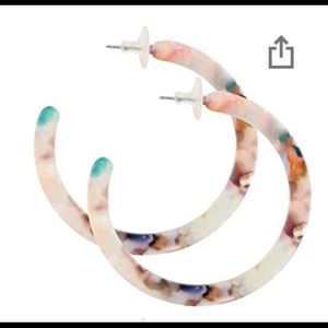 Mottled Acrylic Hoop Earrings
